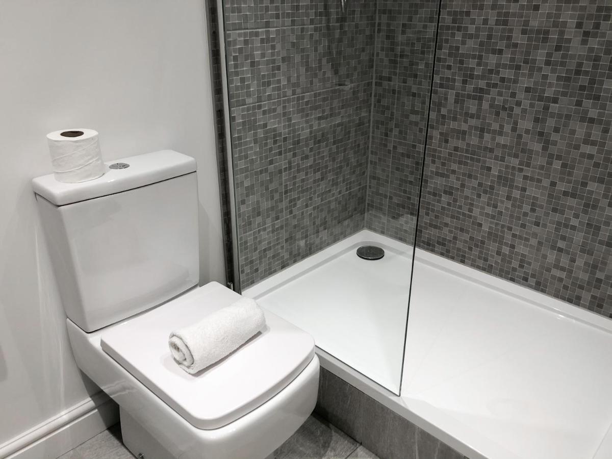 10Min To City - Free Parking - Private Studio - Contractor Friendly Manchester Exteriér fotografie